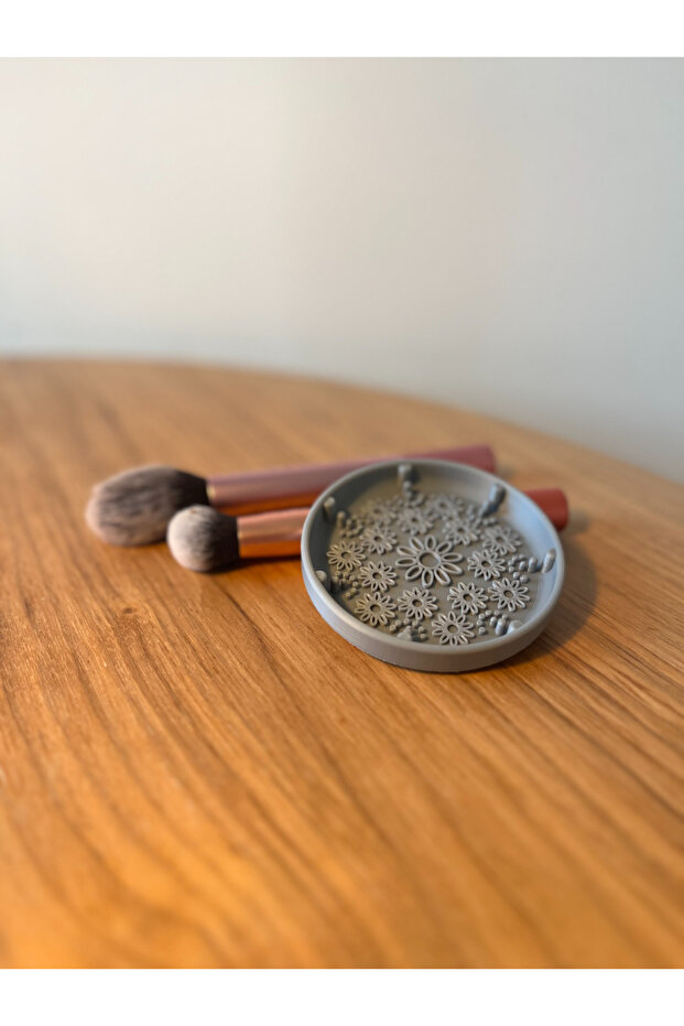 Makeup Brush Cleaner Device - 2