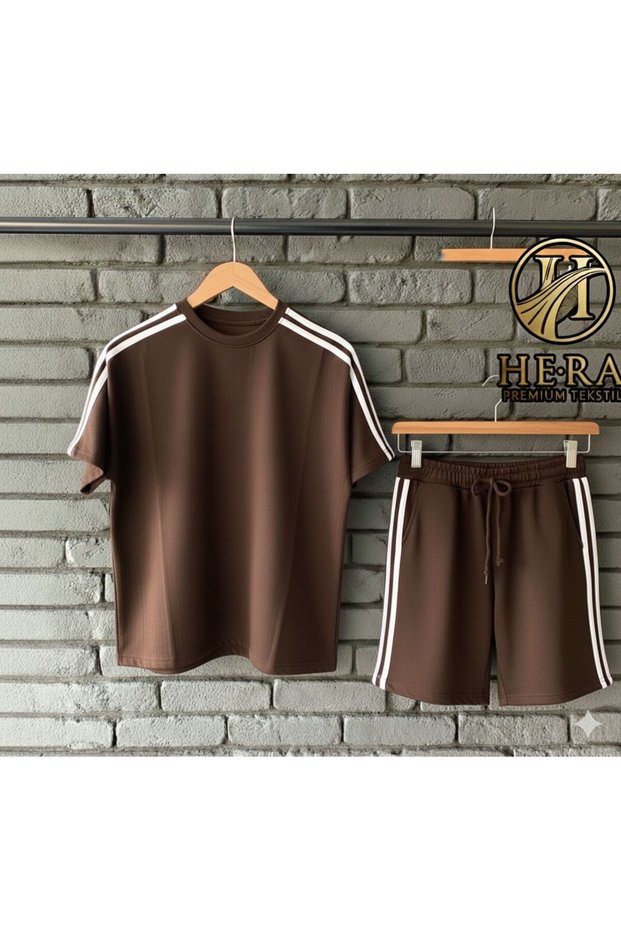 New Season Unisex Premium Combed Cotton Fabric Side Striped Crew Neck T-Shirt and Shorts 2-Piece Set