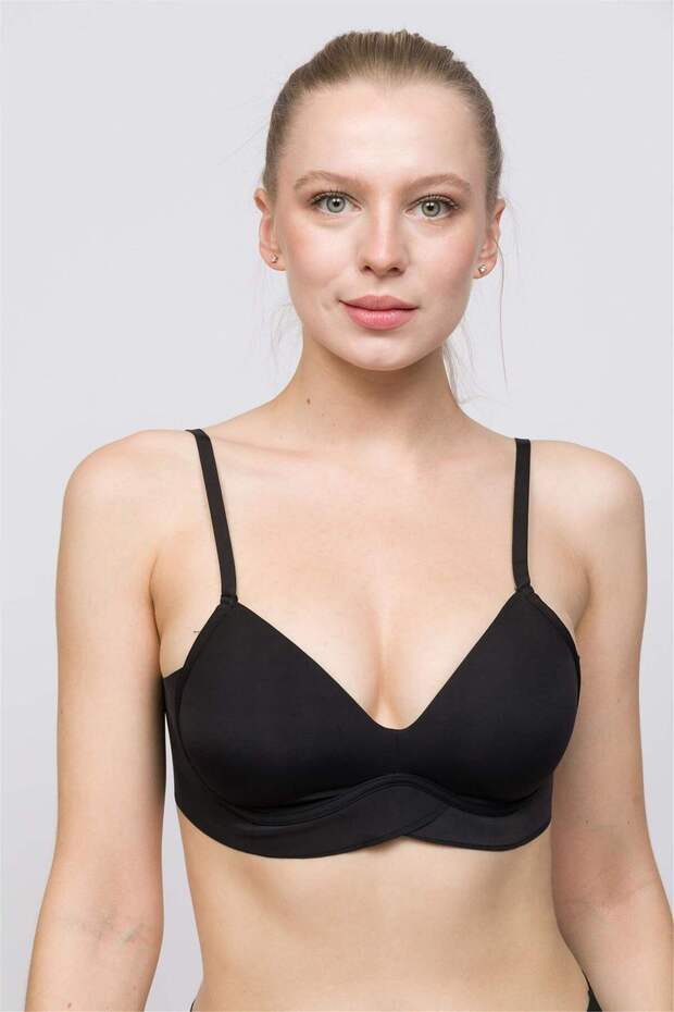 Women's Black Double-Breasted Laser Cut Gathering Bra