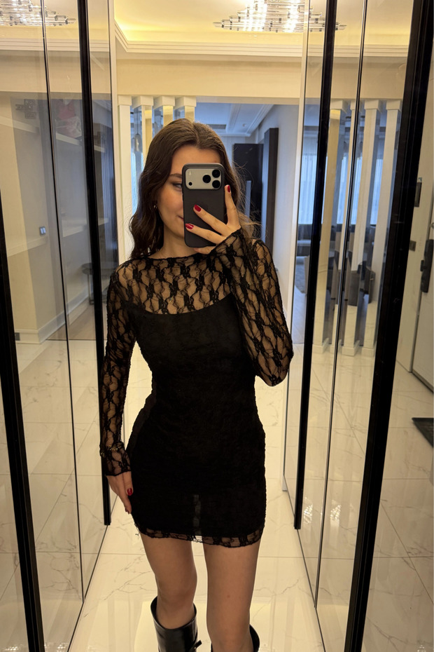 İç Astarlı Dantelli Mini Elbise - 1