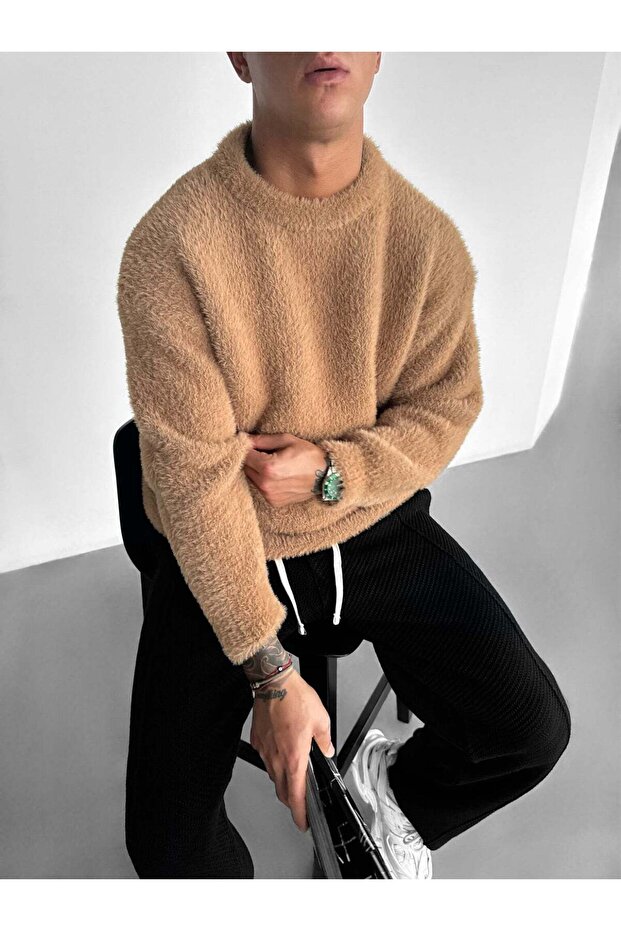 Premium Soft Textured Plush Men's Sweater - Oversized Fit Winter Crew Neck Fuzzy Knit Sweater