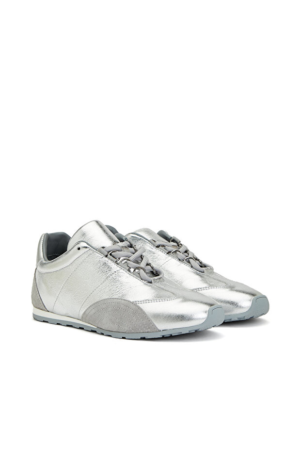 Silver Sneaker - 2