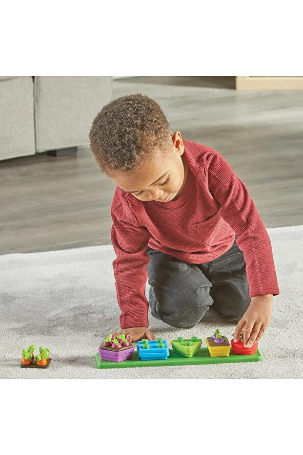 Sorting, matching & having fun - In the garden - 4