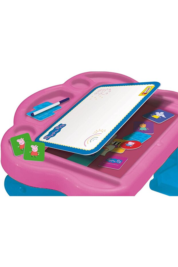 Peppa Pig activity table - 2