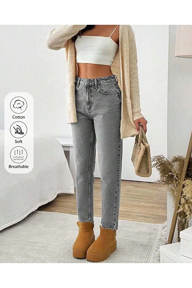 High Waist Snow Black Full Fit Mom Jeans