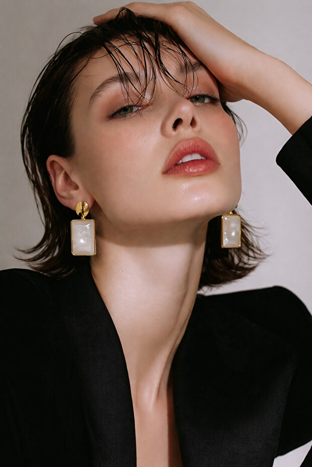 Rectangular Detailed Earrings - 1