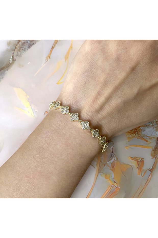 Stone-Encrusted Big Clover Waterway Bracelet