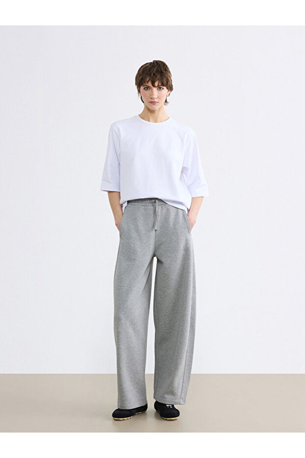 Gray Women's Thick Sweatpants with Elastic Waist