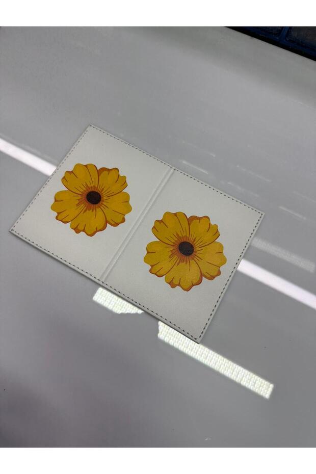 Flower Patterned White License Cover - 3