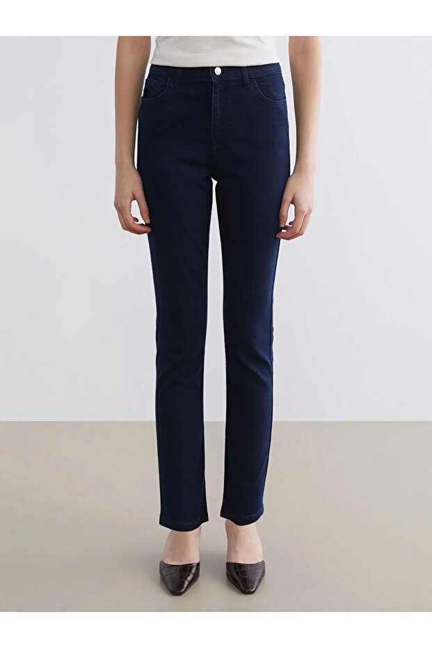 Black Slim Fit Women's Jeans