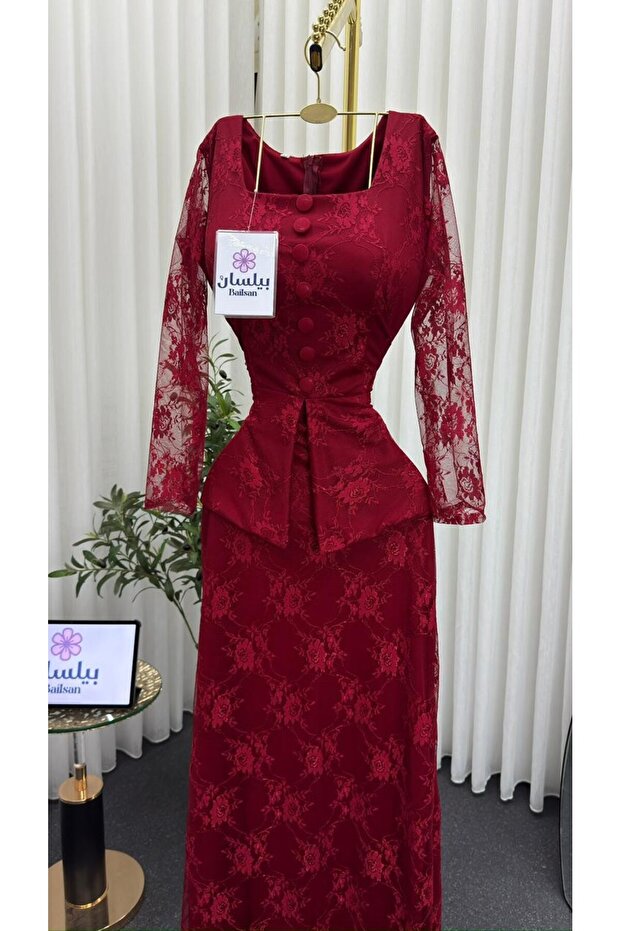 بدلة دانتيل أحمر داكن - 2