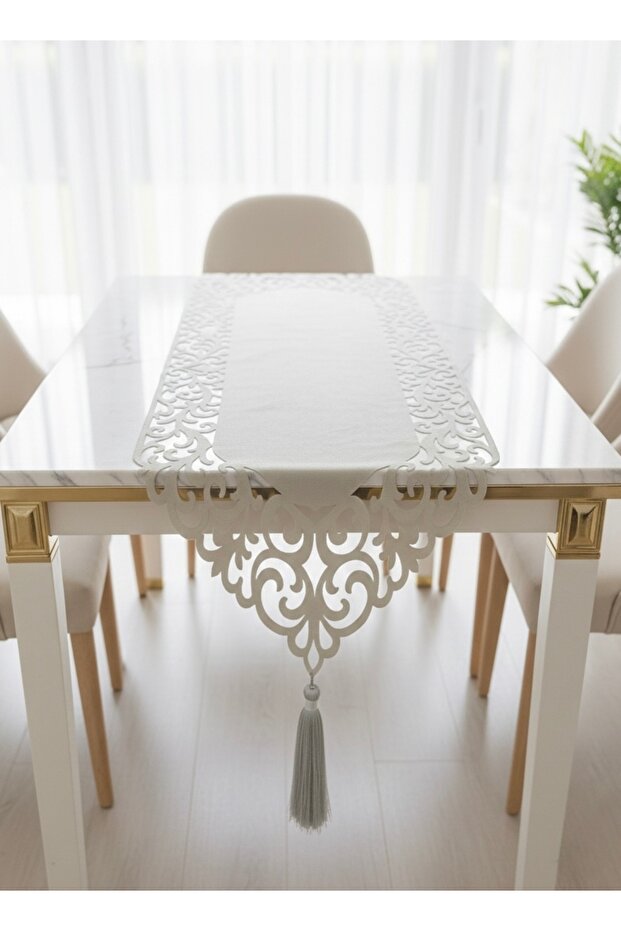 Hürrem Model Velvet Fabric Tulle Detailed Tasseled Decorative Tablecloth Runner
