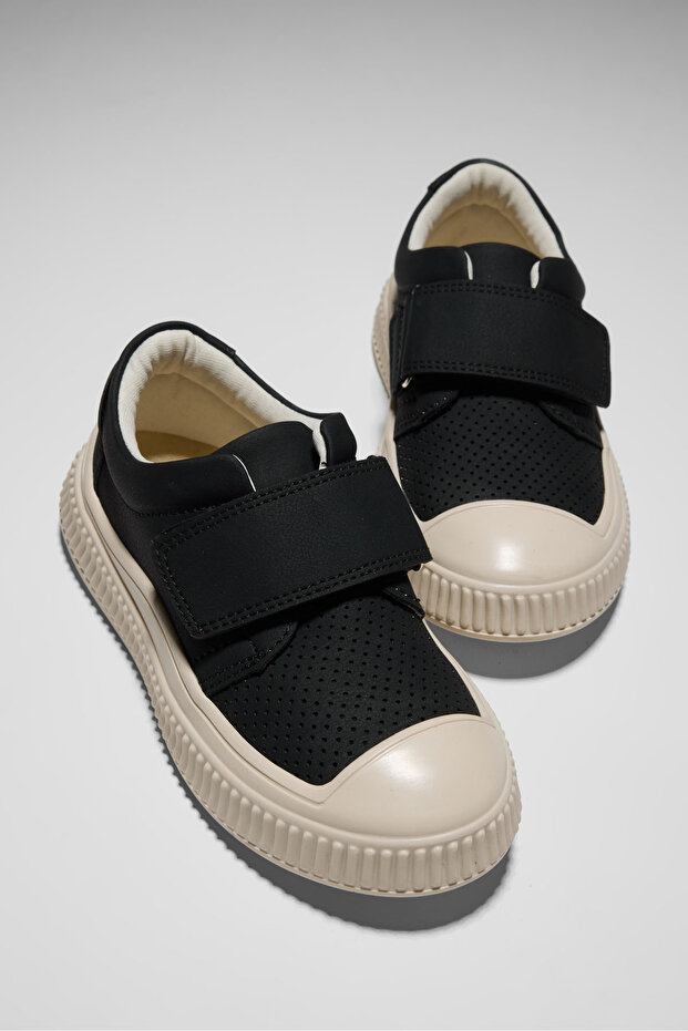 Tonny Black Çocuk Unisex Siyah Çocuk Cırtlı Rahat Kalıp Sneaker