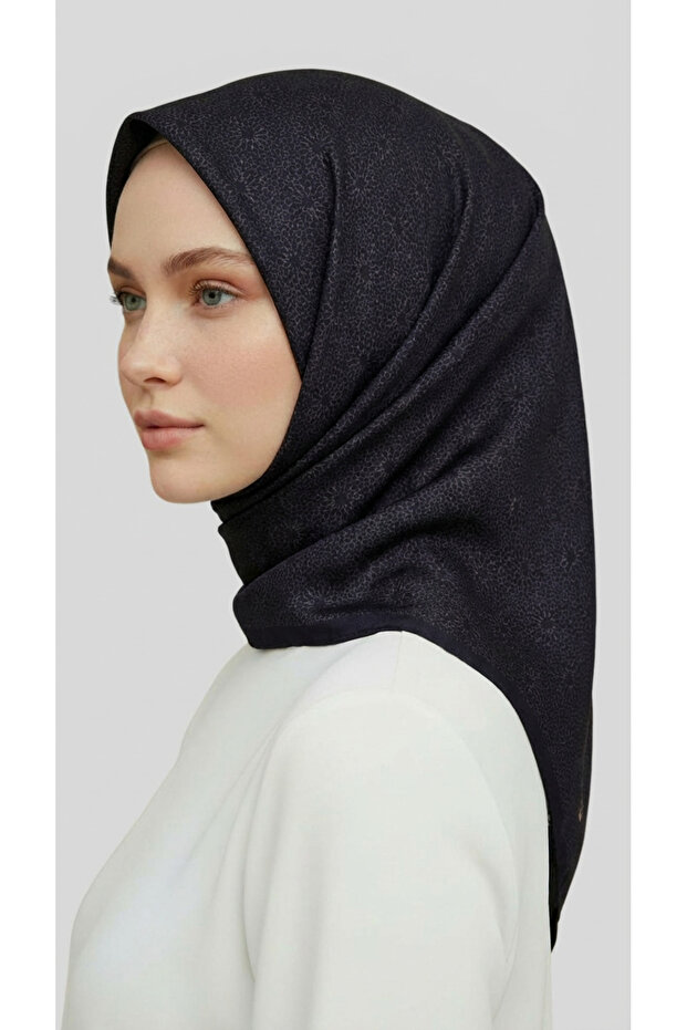 وشاح من الرايون بنقشة دقيقة - 8