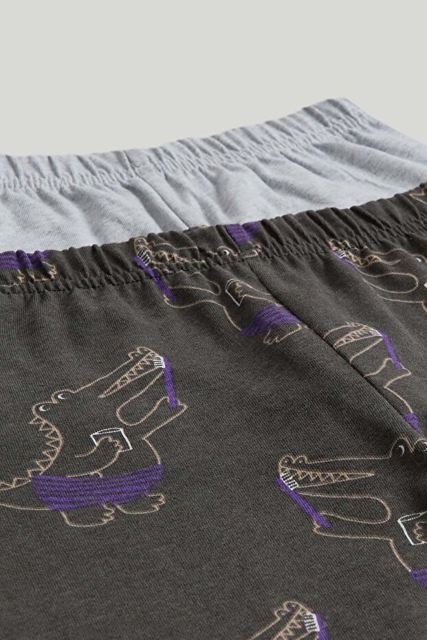 طقم بيجامات من قطعتين بنقشة التمساح - 6