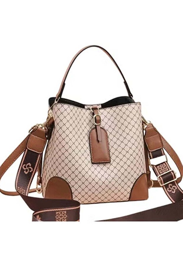Elegant Designer-Inspired Shoulder Bag for Women