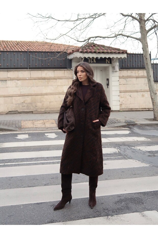 معطف منقوش بنمط الحمار الوحشي - 1