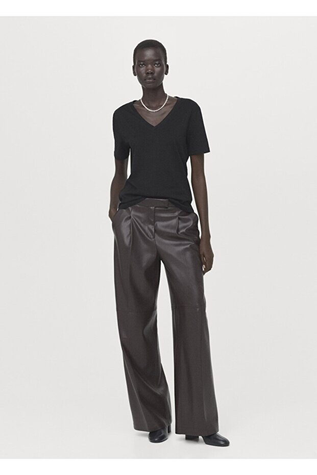 V yakalı pamuklu tişört - 2