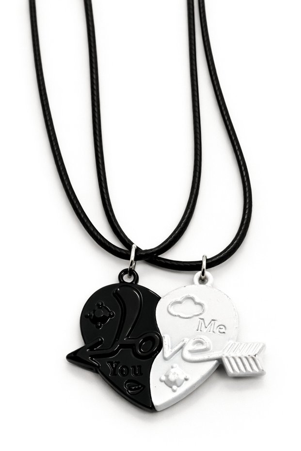 Heart and Arrow Design Love You and Me Written Magnetic 2-Piece Friendship Necklaces