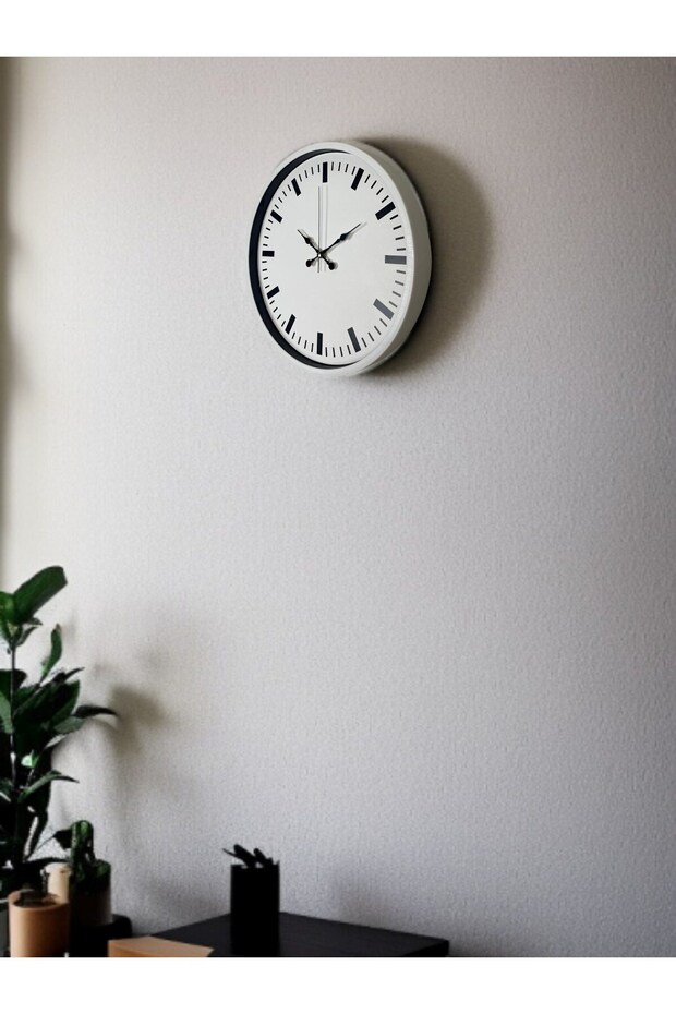 ساعة حائط قياسية مقاس 36 سم - 4