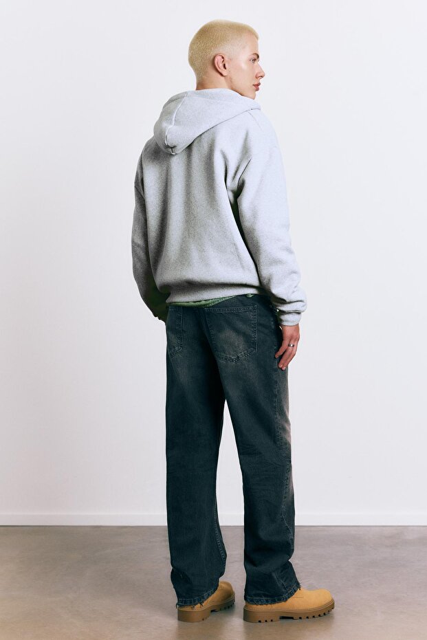 Kapüşonlu fermuarlı yazılı sweatshirt - 5