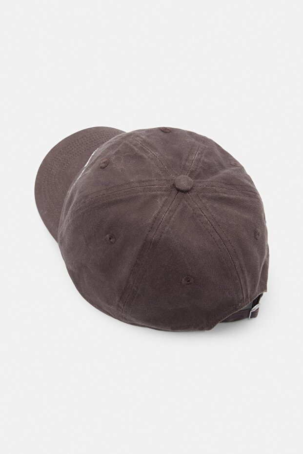 İşlemeli kahverengi şapka - 2