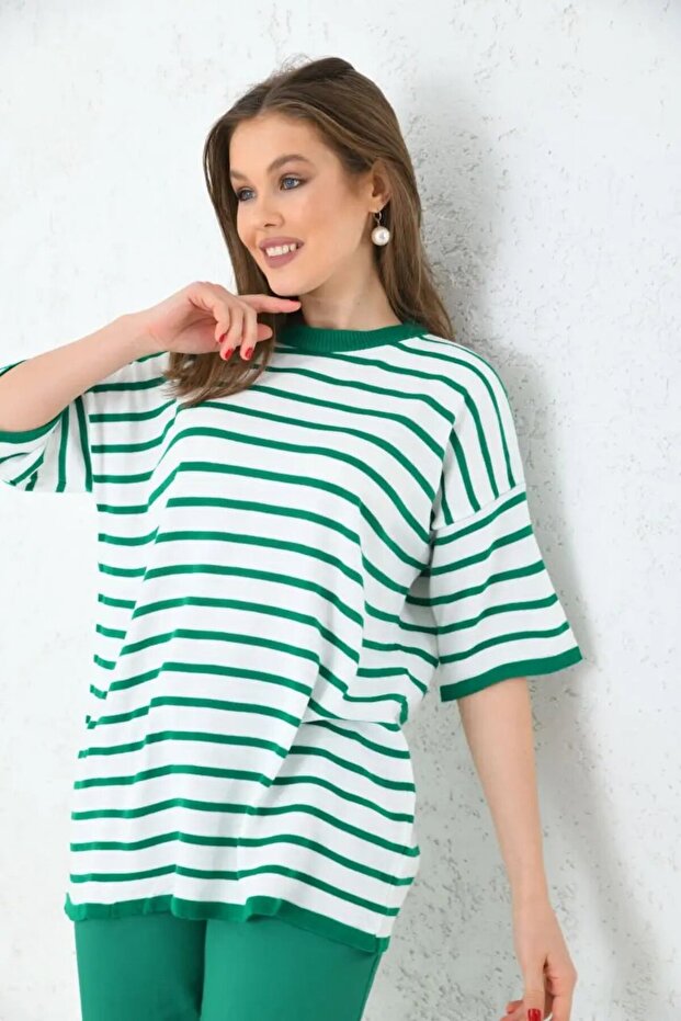 Women's Crew Neck Striped Oversize Knitwear Sweater 10002