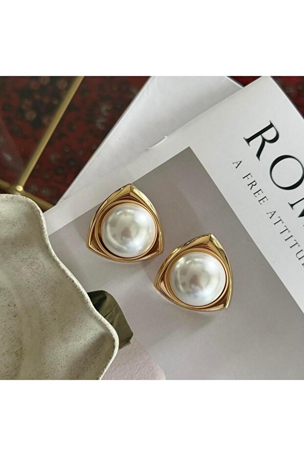 White Sandra Earrings
