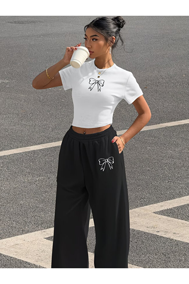 Women's Ribbon Printed Baby Tee Combed Cotton Crop Top and Sweatpants - Two-Piece Tracksuit Set