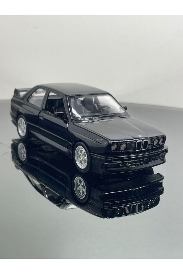 Bmw M3 1:32 Scale Metal Pull Back Model Car 12 cm Black
