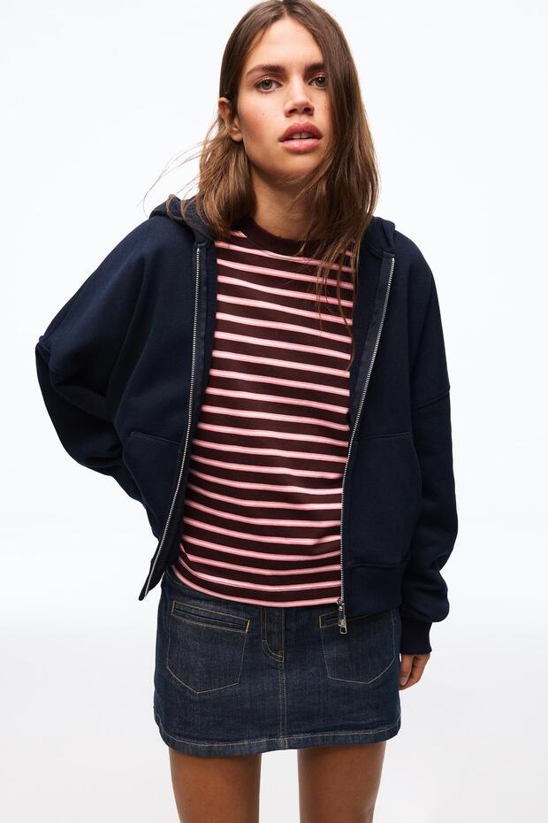Kapüşonlu oversize fermuarlı sweatshirt - 3