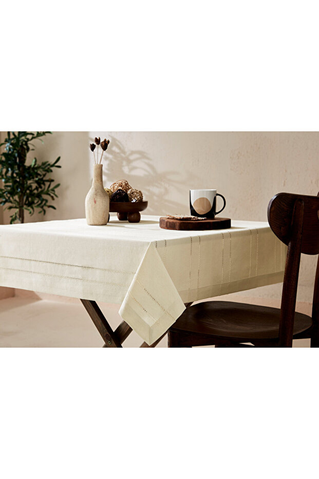 Masa Örtüsü CC019 90x90 cm - 3