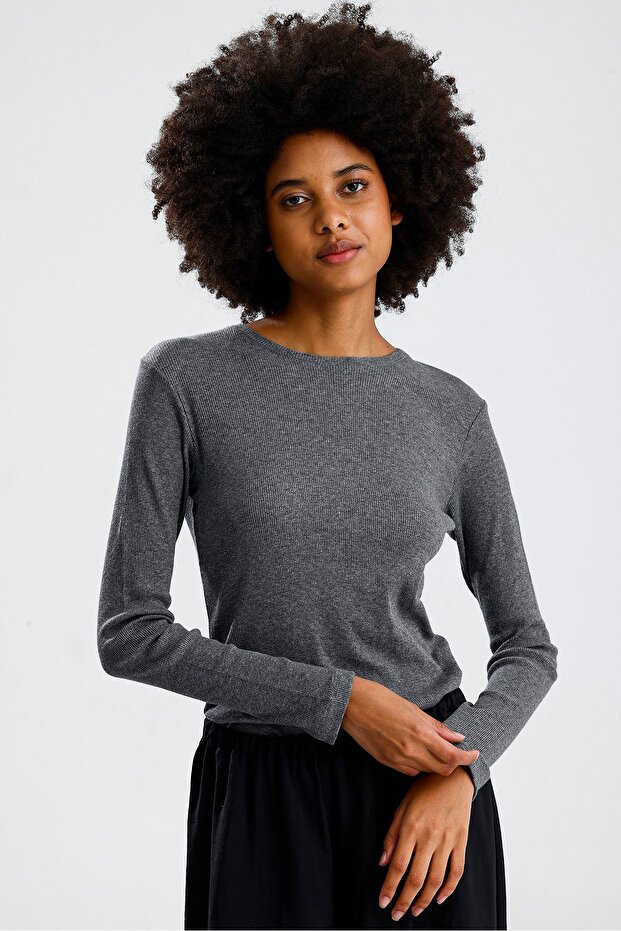 Gray Long Sleeve Basic Tshirt - 1