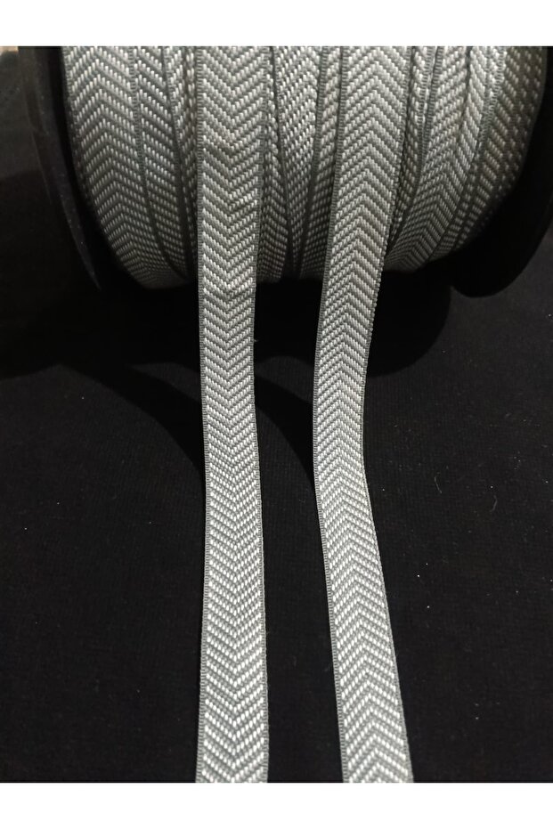 Gray and White Patterned Decorative Strip - 2