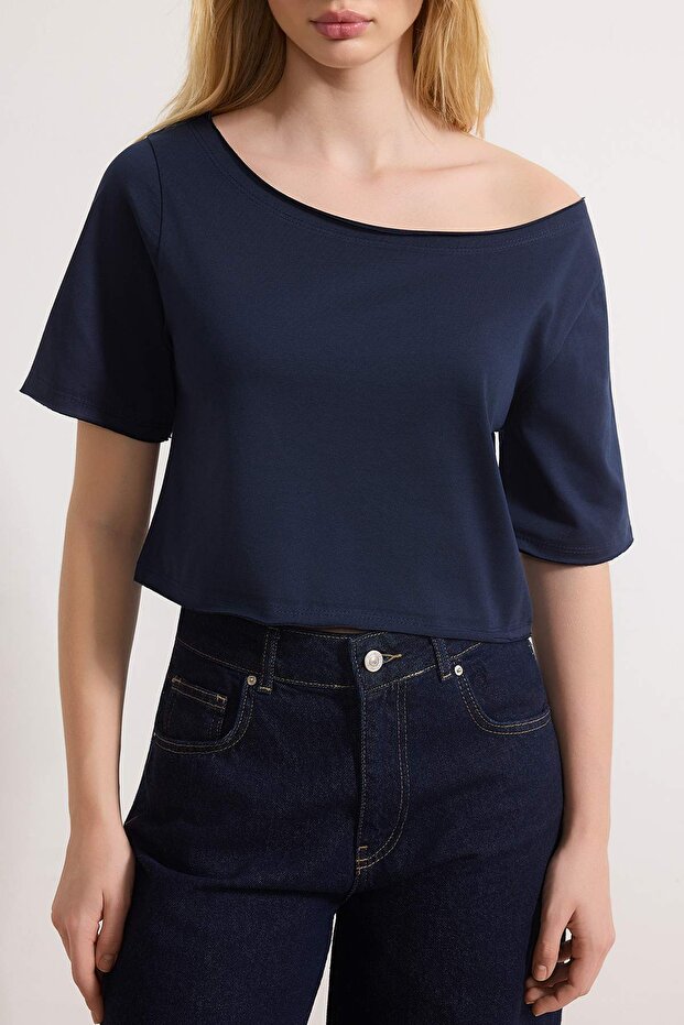 Lacivert-Gri Melanj 2'li Paket %100 Pamuk Asimetrik Kayık Yaka Crop Örme T-Shirt TWOSS25TS00194 - 3