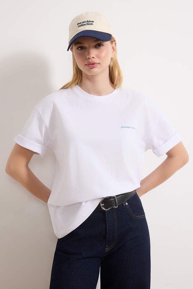 Beyaz %100 Pamuk Baskılı Relaxed/Rahat Kalıp Örme T-Shirt TWOSS24TS00172 - 1