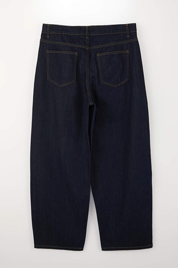 Wardrobe Essentials Koyu Mavi %100 Pamuk Non-Stretch İnce Kumaş Barrel Jeans TBBSS26CJ00014 - 4