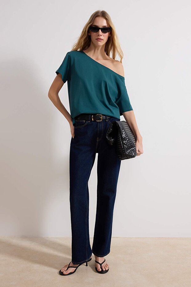 Zümrüt Yeşili %100 Pamuk Oversize/Geniş Kalıp Kayık Yaka Örme T-Shirt TWOSS20TS0140 - 2