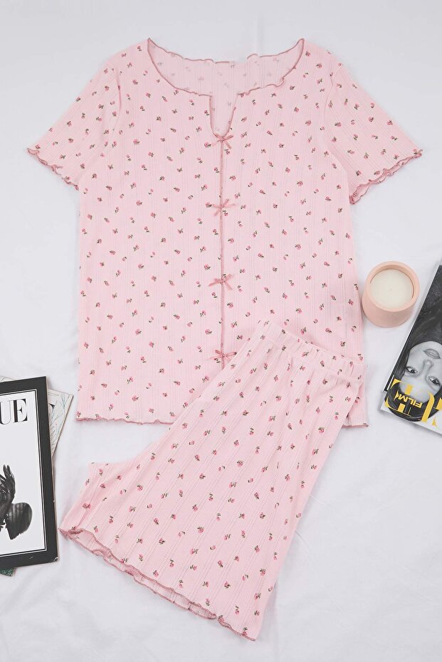 Pembe Çiçek Desenli Kurdeleli Kaşkorse Büyük Beden Pijama Takımı TBBSS26AI00020 - 4