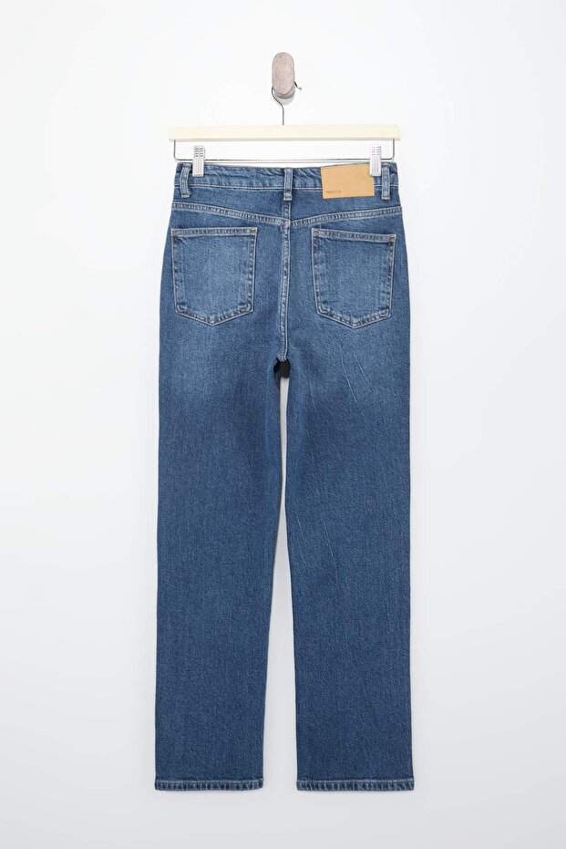 Premium Koyu Mavi More Sustainable Özel Kumaş Yüksek Bel Az Esnek Mom Jeans TWOSS26JE00113 - 6