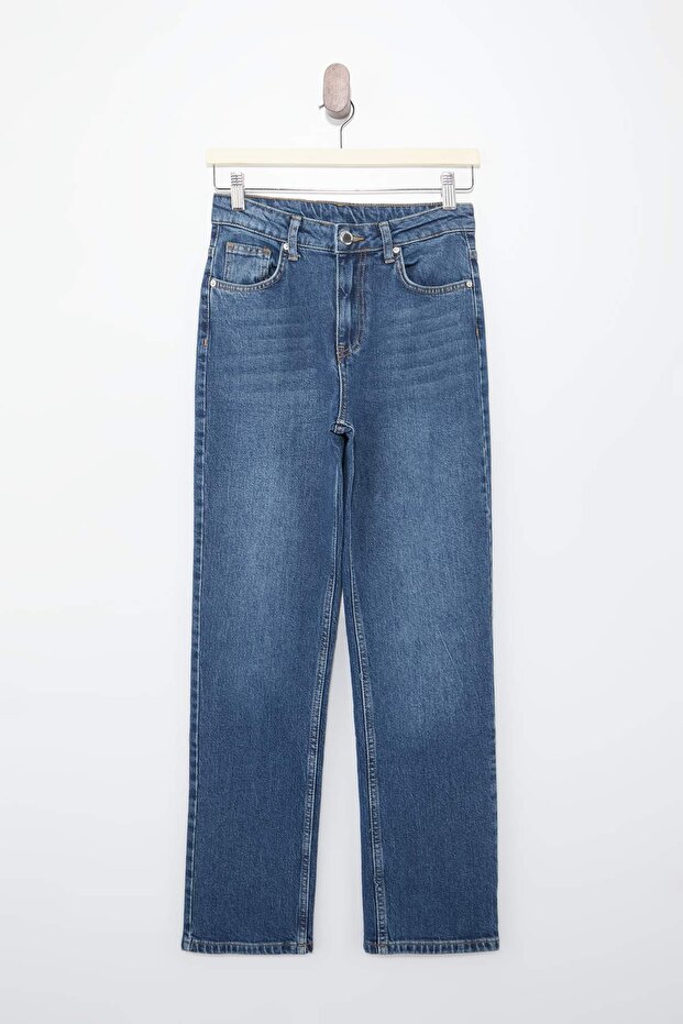 Premium Koyu Mavi More Sustainable Özel Kumaş Yüksek Bel Az Esnek Mom Jeans TWOSS26JE00113 - 5