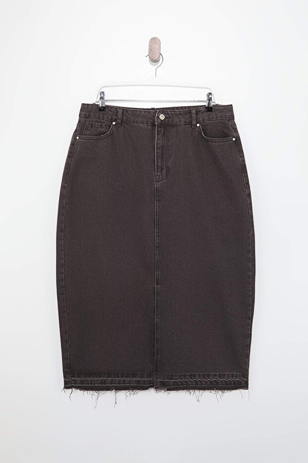 Kahverengi Ön Yırtmaçlı Midi Boy %100 Pamuk Non-Stretch Büyük Beden Denim Etek TBBSS23AZ00054 - 3
