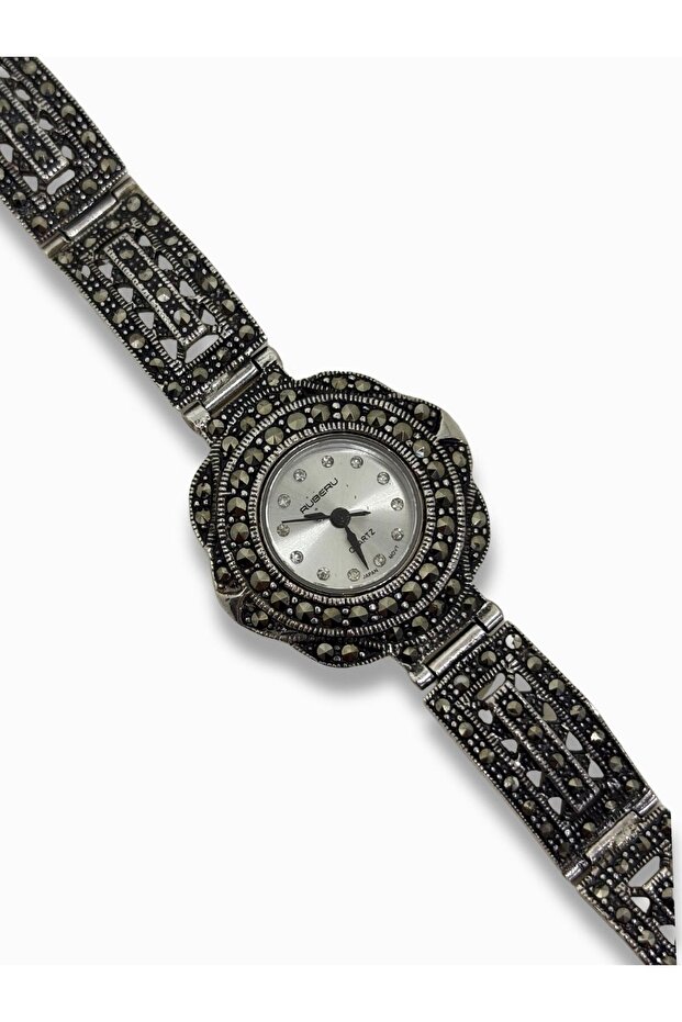 ساعة فضية بحجر المركزيت [UDG9934]