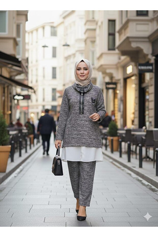 TAŞ AKSESUARLI TRİKO TAKIM - 1