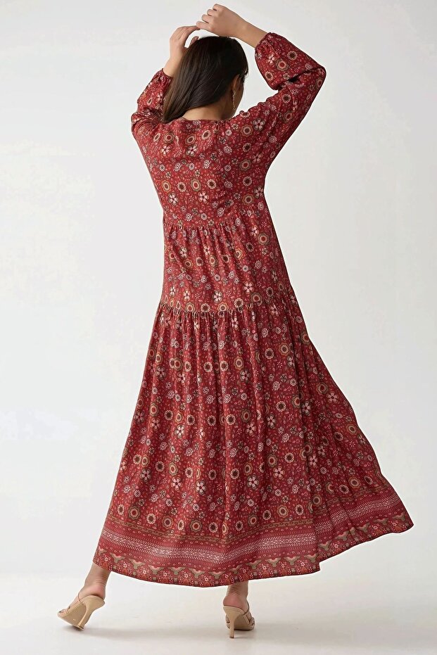 Düğmeli Baskılı V Yaka Modest Elbise - 5