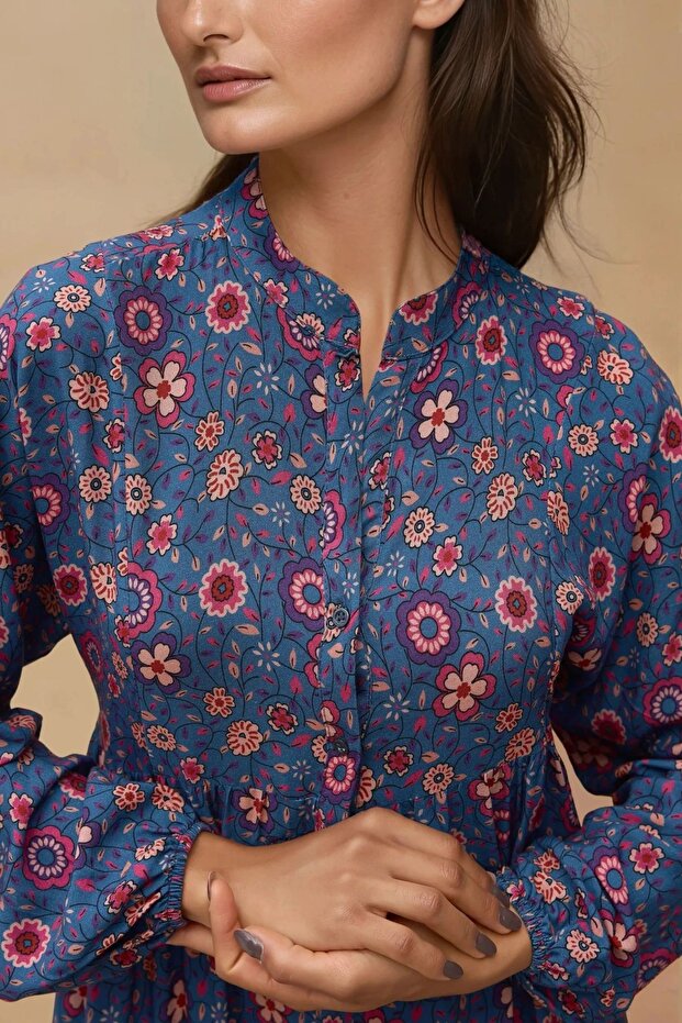 Düğmeli Baskılı V Yaka Modest Elbise - 2