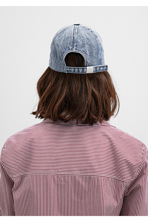 Czapka z haftem M Denim 1913304-84596 - 2