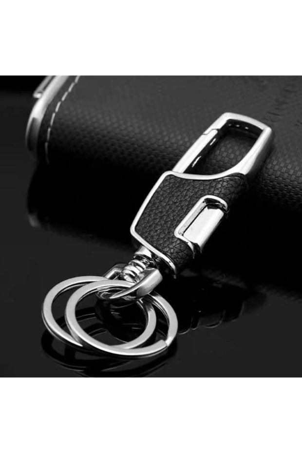 Black Double-ring metal keychain, simple and stylish. Thick and substantial texture, anti-lost and p