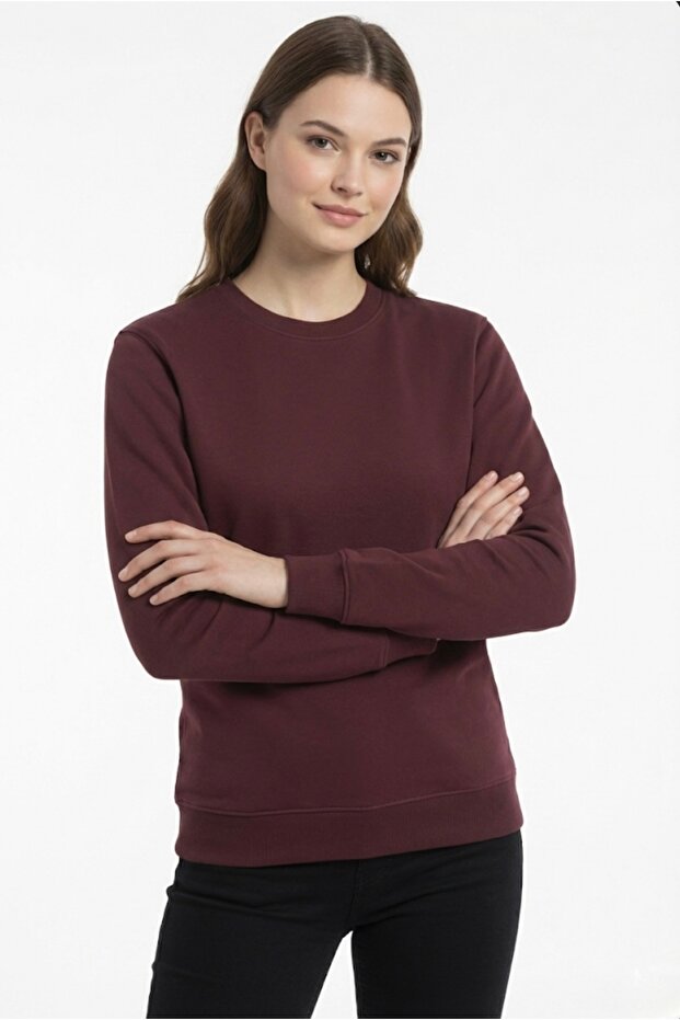 Women's Relax Fit Comfortable Cut Cotton Soft Textured Fleece Lined Crew Neck Sweatshirt