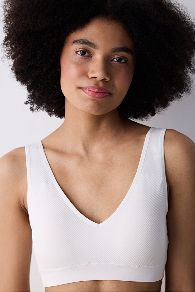 White Seamless Top - 3